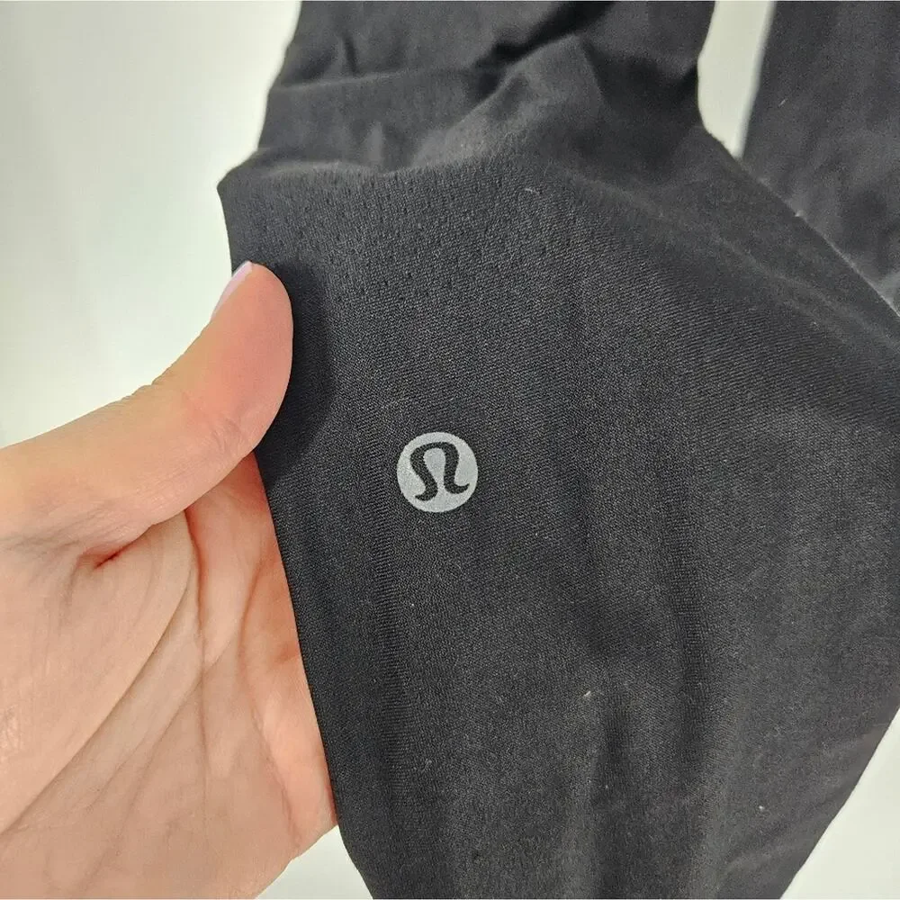 Lululemon Black 27